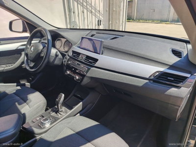 BMW X1 sDrive18d xLine Plus (10)
