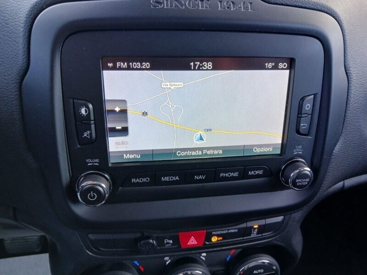 Jeep Renegade 2.0 Mjt 140CV 4WD Active Drive Low Limited (11)