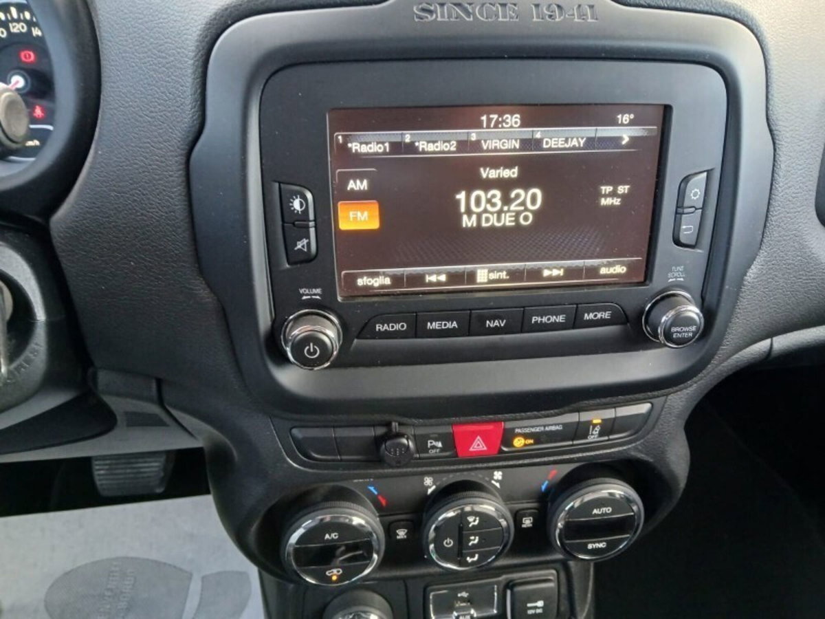 Jeep Renegade 2.0 Mjt 140CV 4WD Active Drive Low Limited (12)