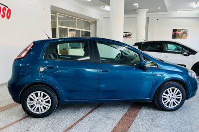 Fiat Punto 1.4 8V 5 porte Easypower Lounge (3)
