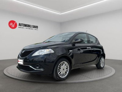 Lancia Ypsilon 1.2 69 CV 5 porte Gold usata