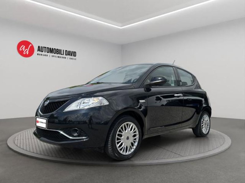 Lancia Ypsilon 1.2 69 CV 5 porte Gold