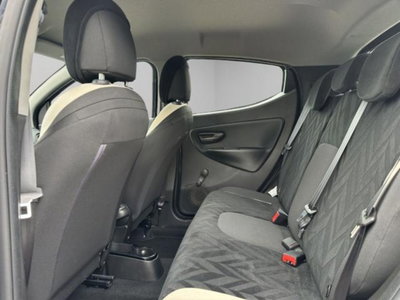Lancia Ypsilon 1.2 69 CV 5 porte Gold (12)