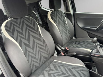 Lancia Ypsilon 1.2 69 CV 5 porte Gold (15)