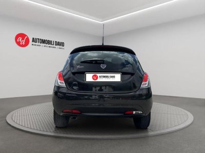 Lancia Ypsilon 1.2 69 CV 5 porte Gold (6)
