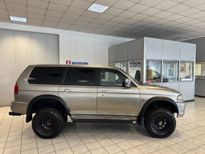 Mitsubishi Pajero 3.0i V6 24V cat GLS (4)
