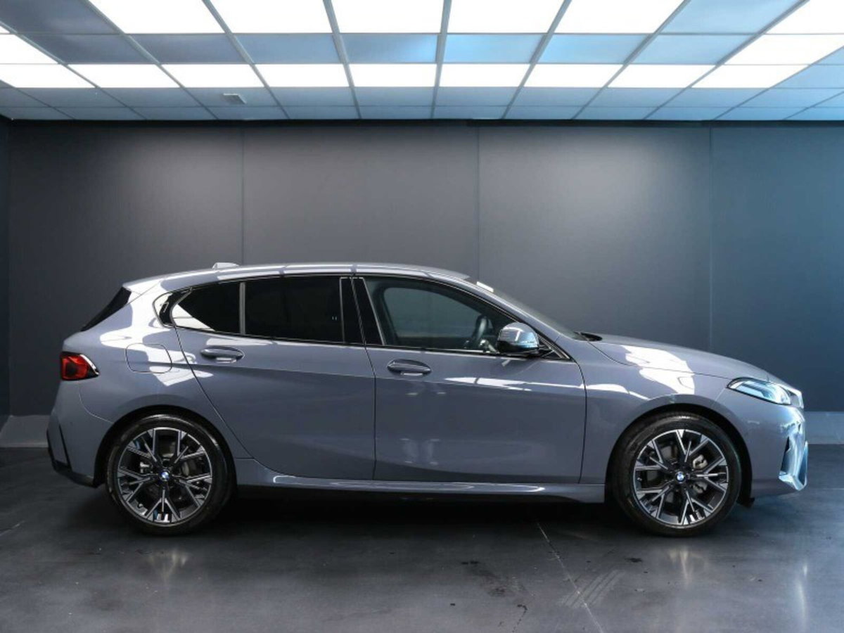 BMW Serie 1 118d Msport (8)