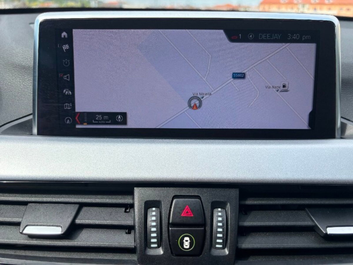 BMW X1 xDrive20d Business Advantage (13)