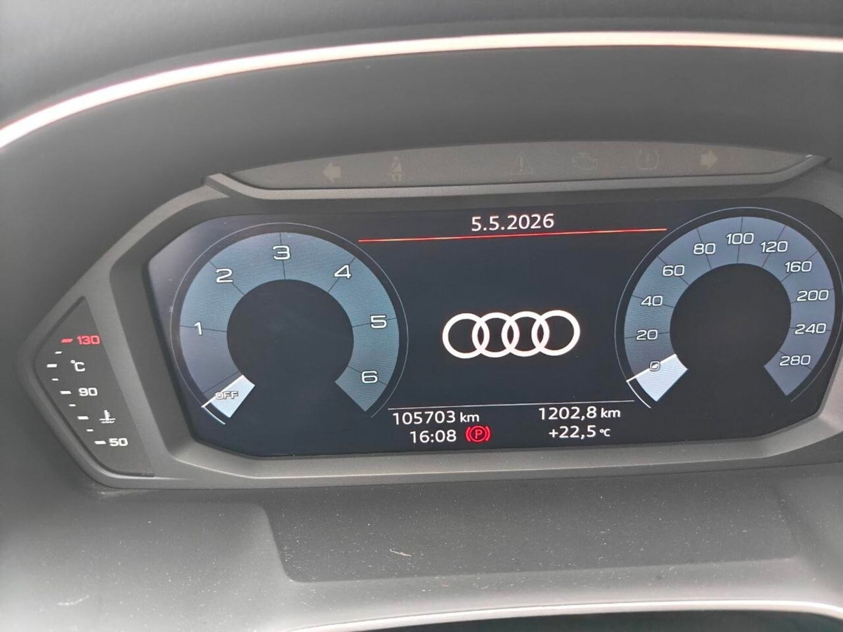 Audi Q3 35 TDI quattro S tronic Business (10)