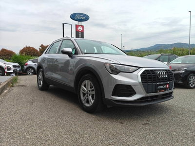 Audi Q3 35 TDI quattro S tronic Business (3)