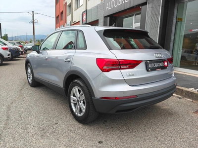 Audi Q3 35 TDI quattro S tronic Business (6)