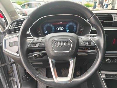 Audi Q3 35 TDI quattro S tronic Business (9)