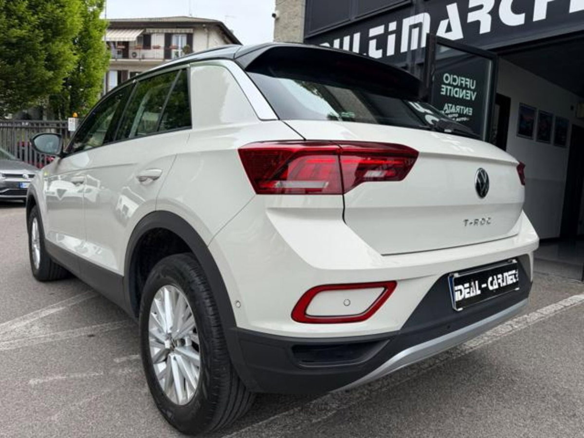 Volkswagen T-Roc 1.0 TSI Life (3)