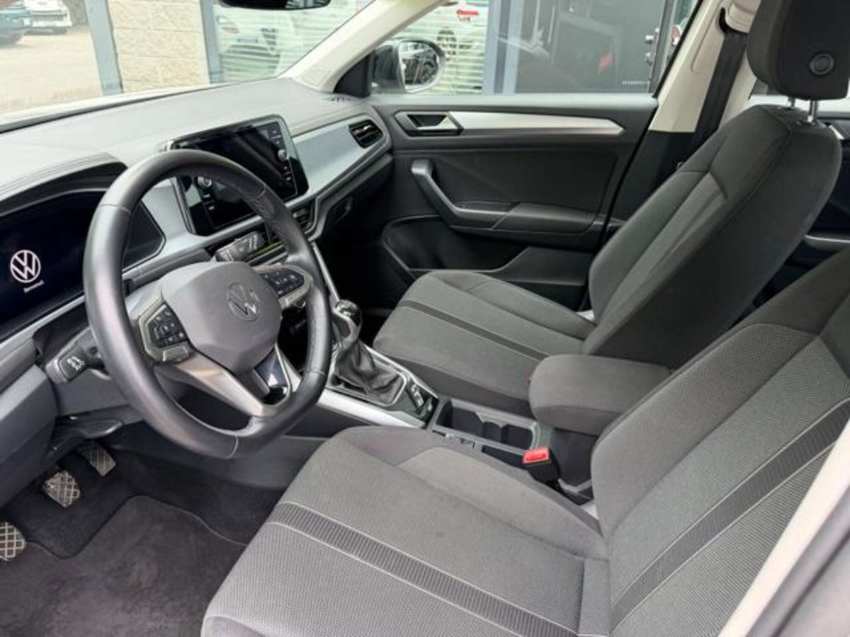Volkswagen T-Roc 1.0 TSI Life (6)
