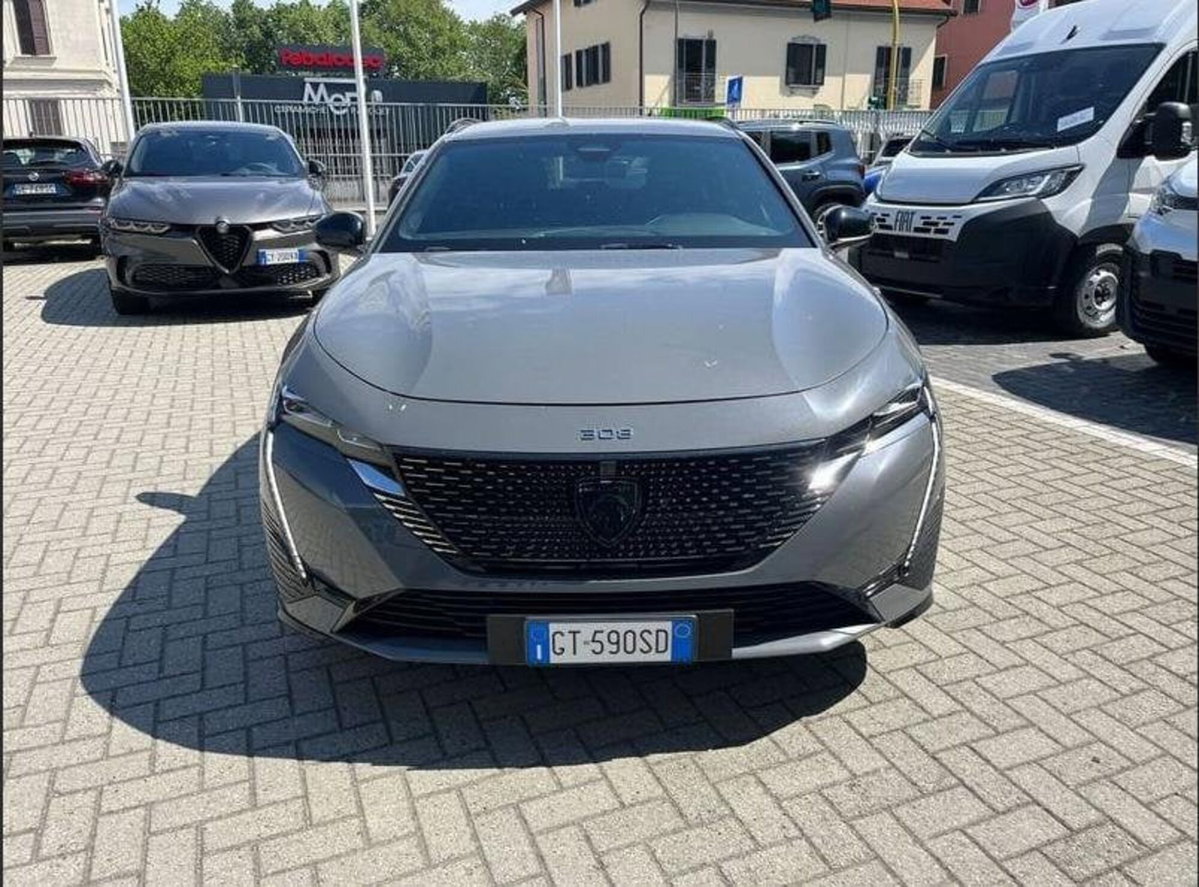 Peugeot 308 1.5 bluehdi GT s&s 130cv eat8 (2)