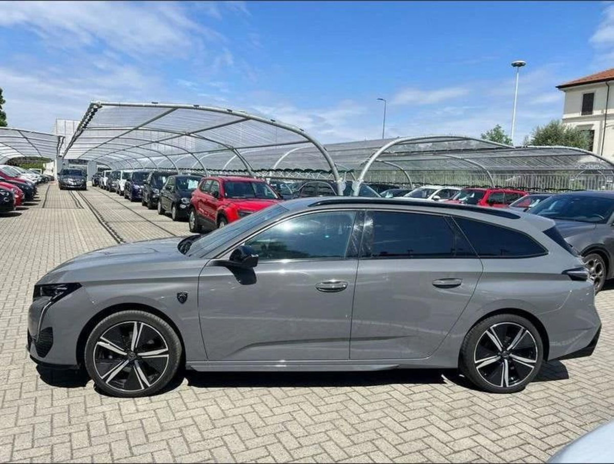 Peugeot 308 1.5 bluehdi GT s&s 130cv eat8 (5)