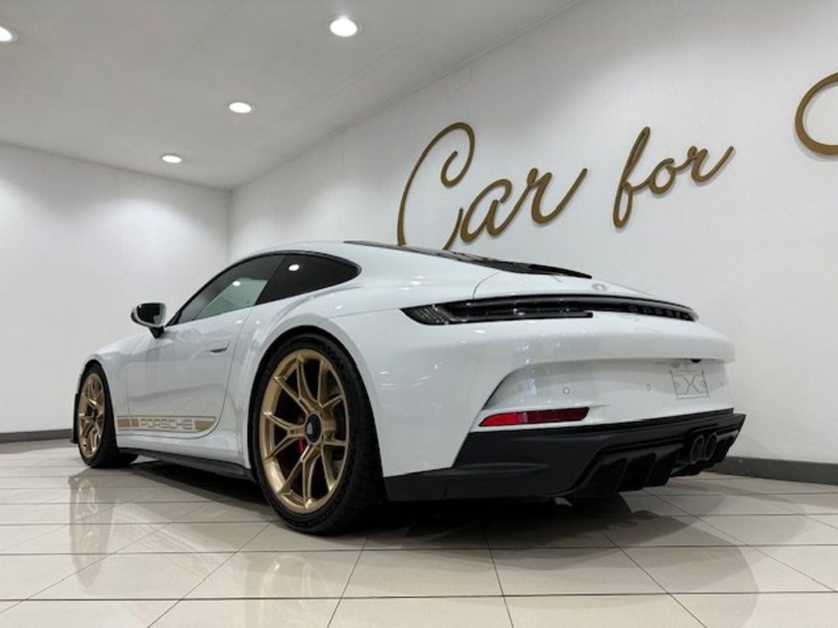 Porsche 911 Coupé 4.0 GT3 con pacchetto Touring (10)