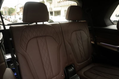 BMW X7 xDrive40d 48V (19)