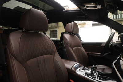BMW X7 xDrive40d 48V (6)