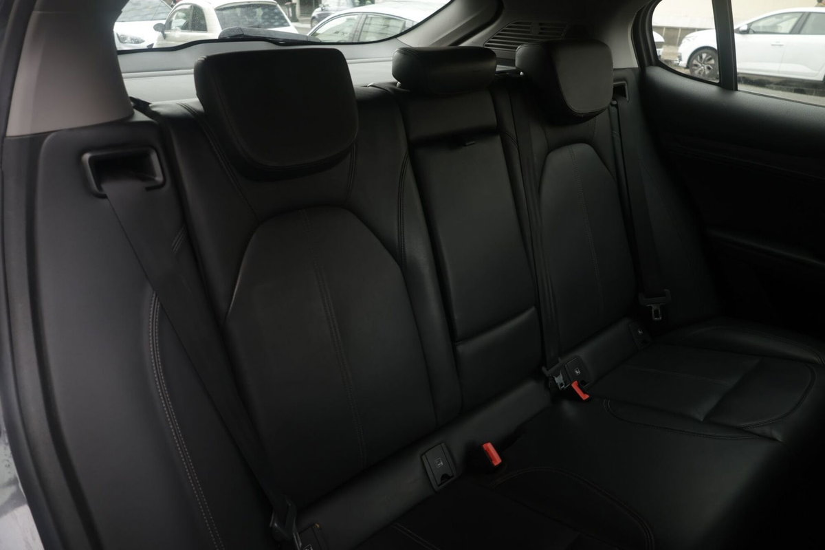 Alfa Romeo Stelvio Stelvio 2.2 Turbodiesel 210 CV AT8 Q4 Business (12)