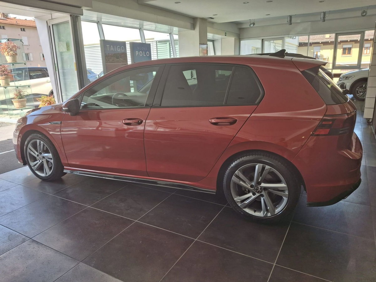 Volkswagen Golf 2.0 TDI 150 CV DSG SCR R-Line (4)