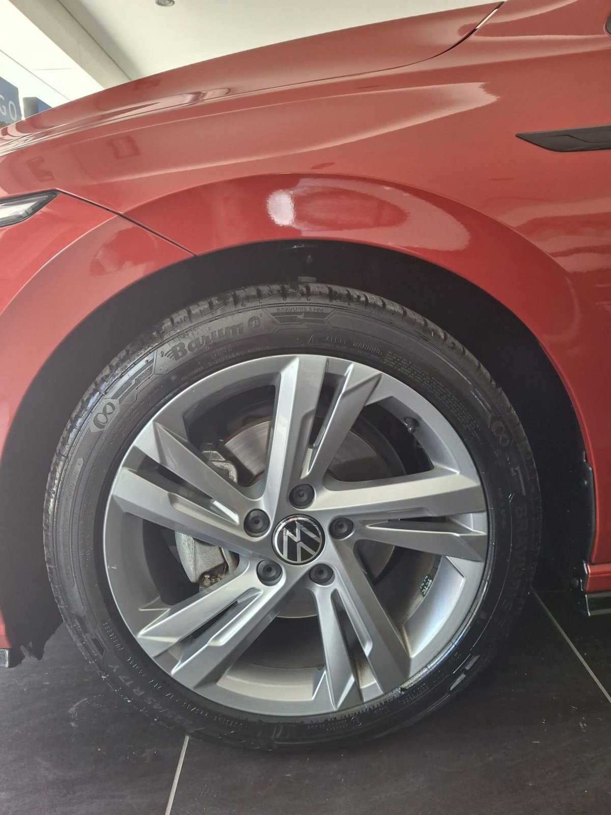 Volkswagen Golf 2.0 TDI 150 CV DSG SCR R-Line (9)