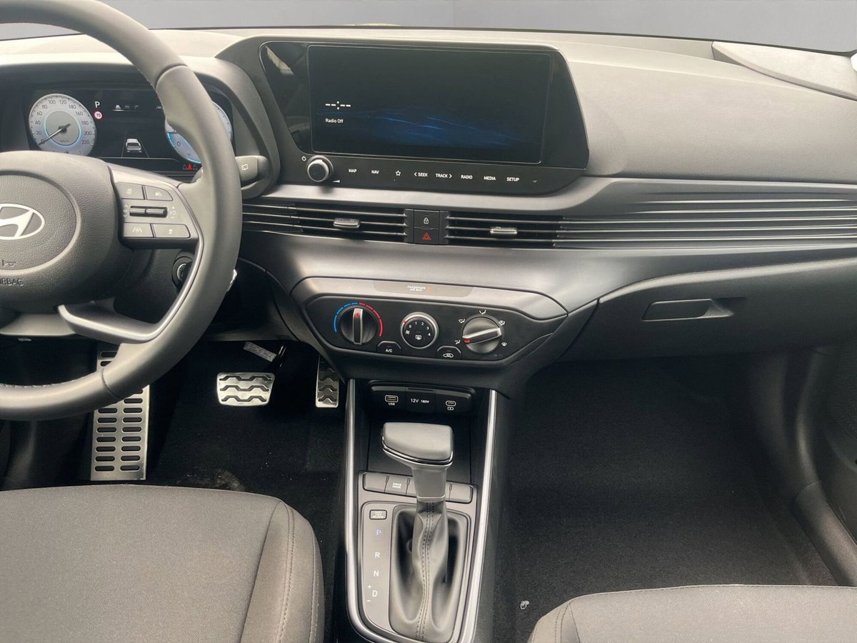 Hyundai Bayon 1.0 t-gdi Business 90cv dct (16)