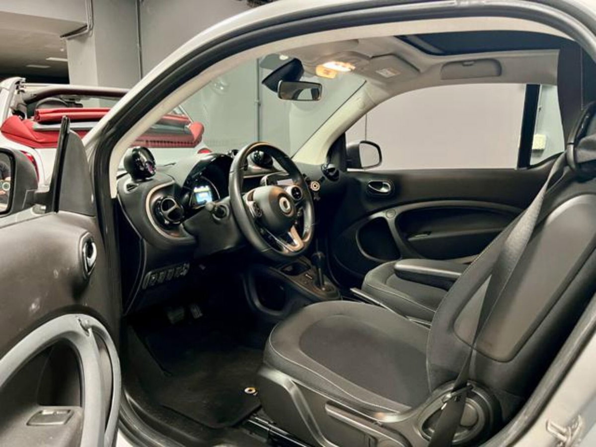 smart Fortwo EQ Passion (8)