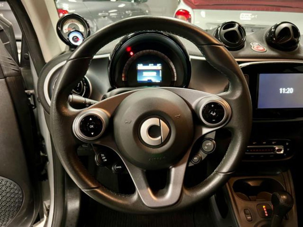 smart Fortwo EQ Passion (9)
