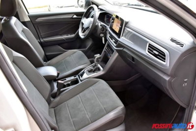 Volkswagen T-Roc 1.5 tsi Style dsg (14)
