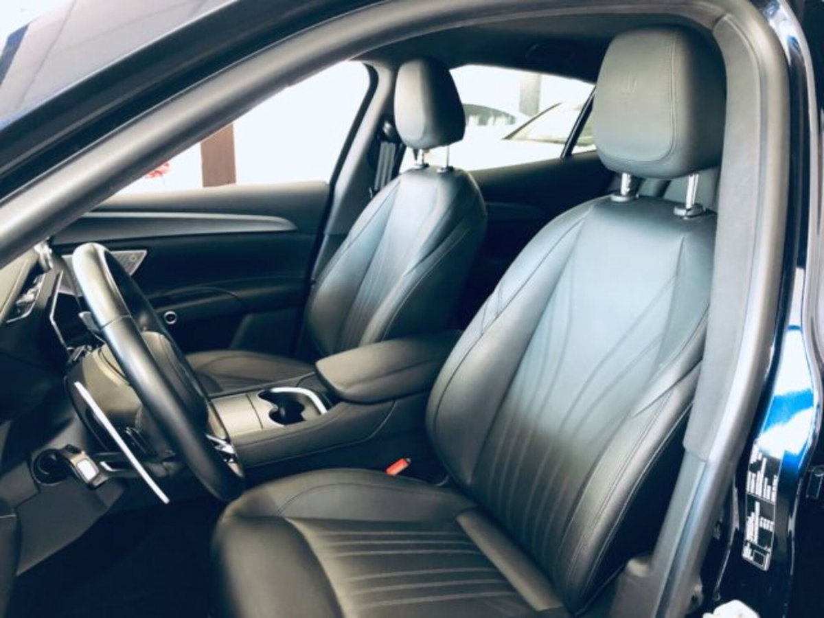 Maserati Grecale 2.0 MHEV 300 CV GT PrimaSerie (11)