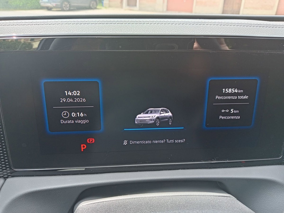 Volkswagen Tiguan 2.0 tdi Edition 150cv dsg (3)