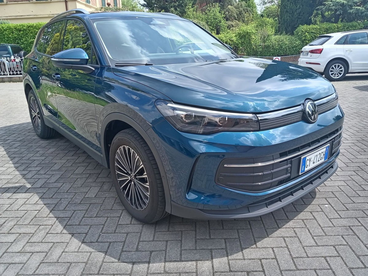 Volkswagen Tiguan 2.0 tdi Edition 150cv dsg (5)