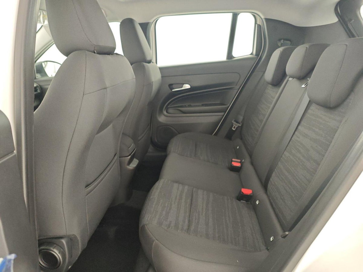Jeep Avenger full-electric Longitude fwd 156cv auto (12)