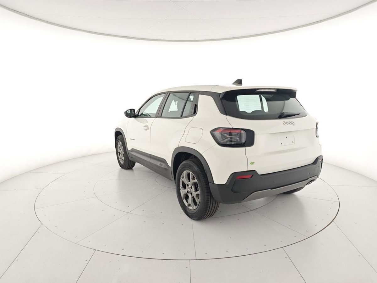 Jeep Avenger full-electric Longitude fwd 156cv auto (3)