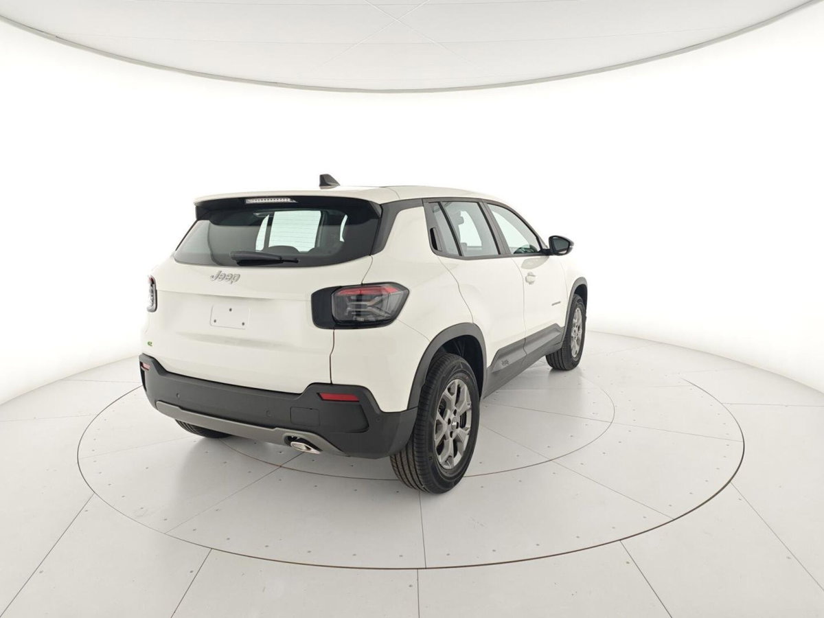 Jeep Avenger full-electric Longitude fwd 156cv auto (6)