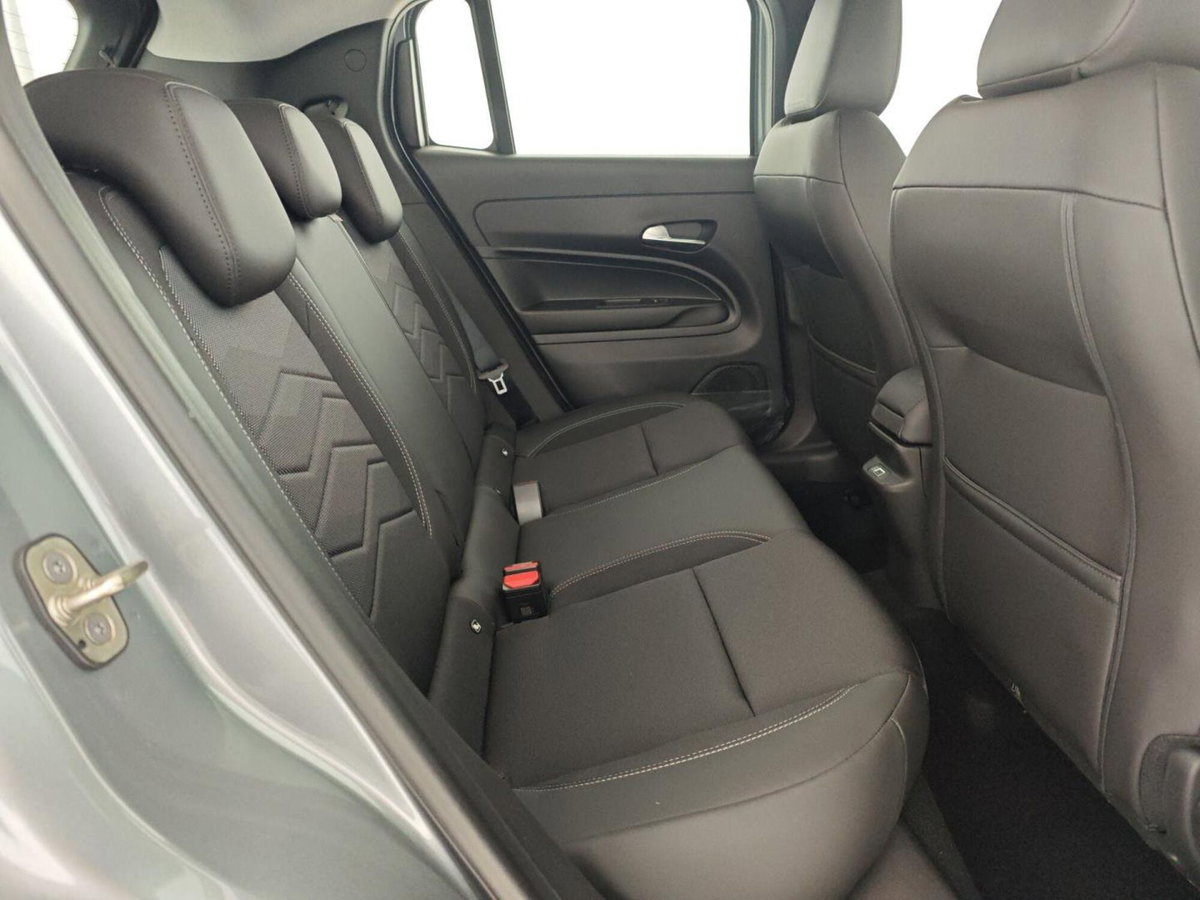 Jeep Avenger full-electric Altitude fwd 156cv auto (15)
