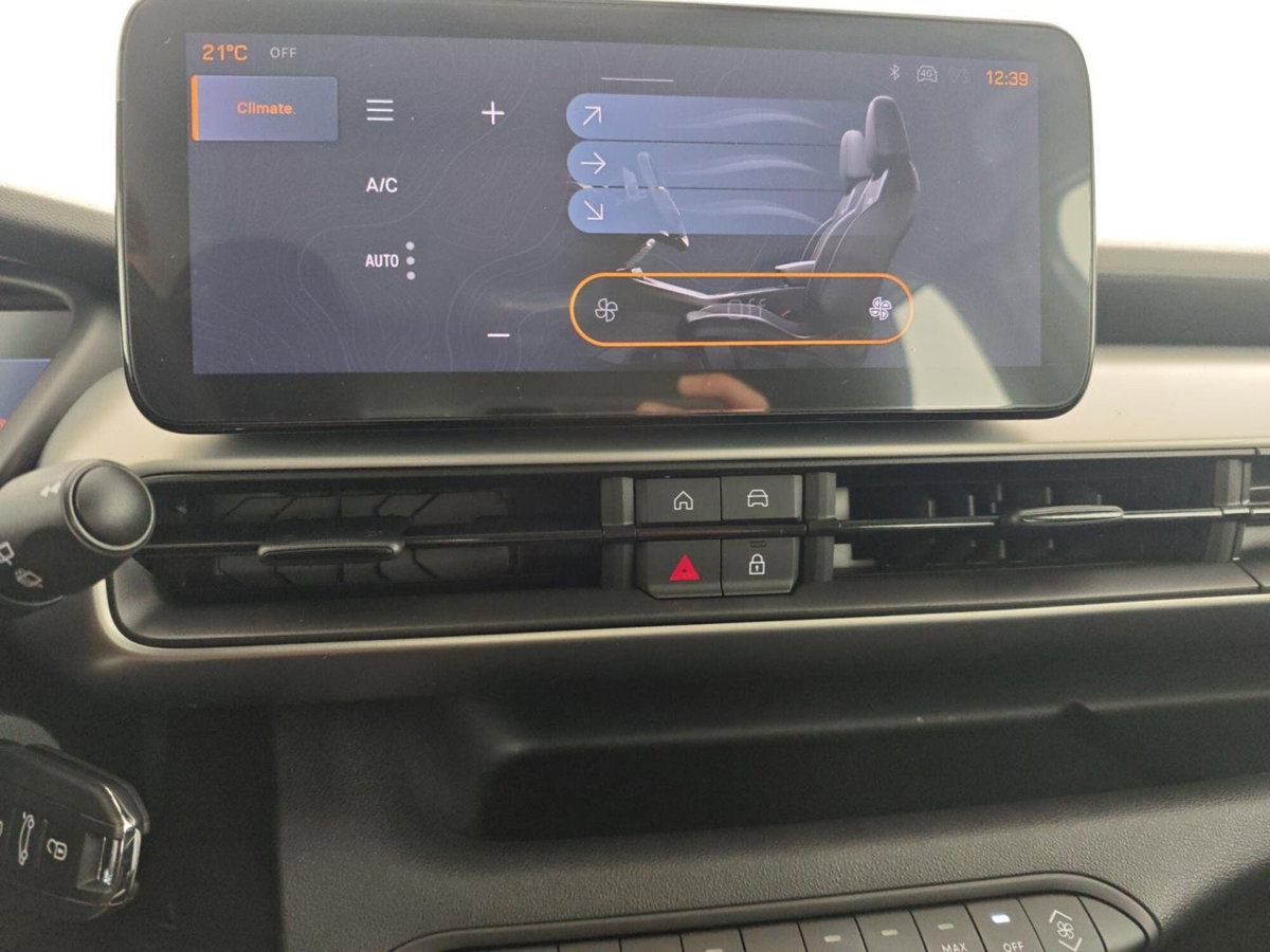 Jeep Avenger full-electric Altitude fwd 156cv auto (16)
