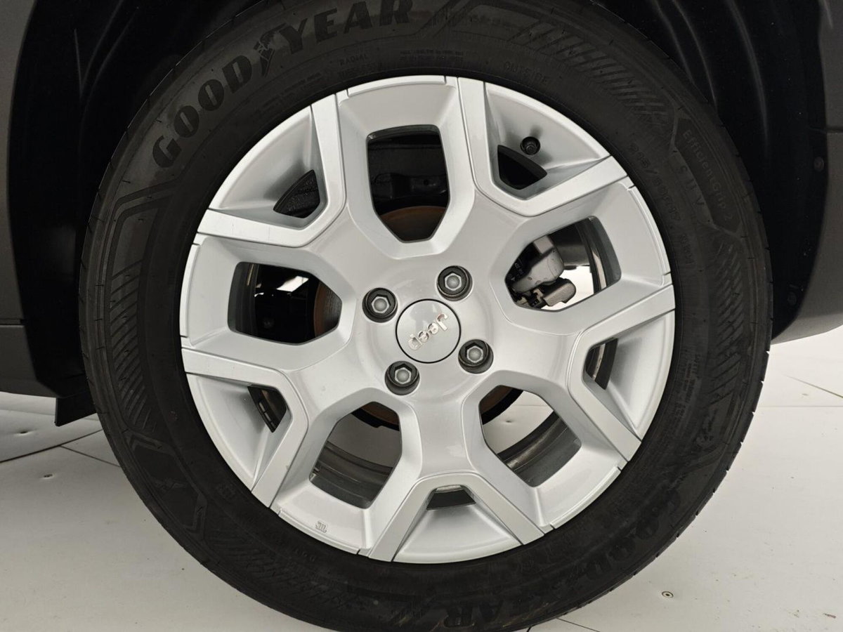 Jeep Avenger full-electric Altitude fwd 156cv auto (8)