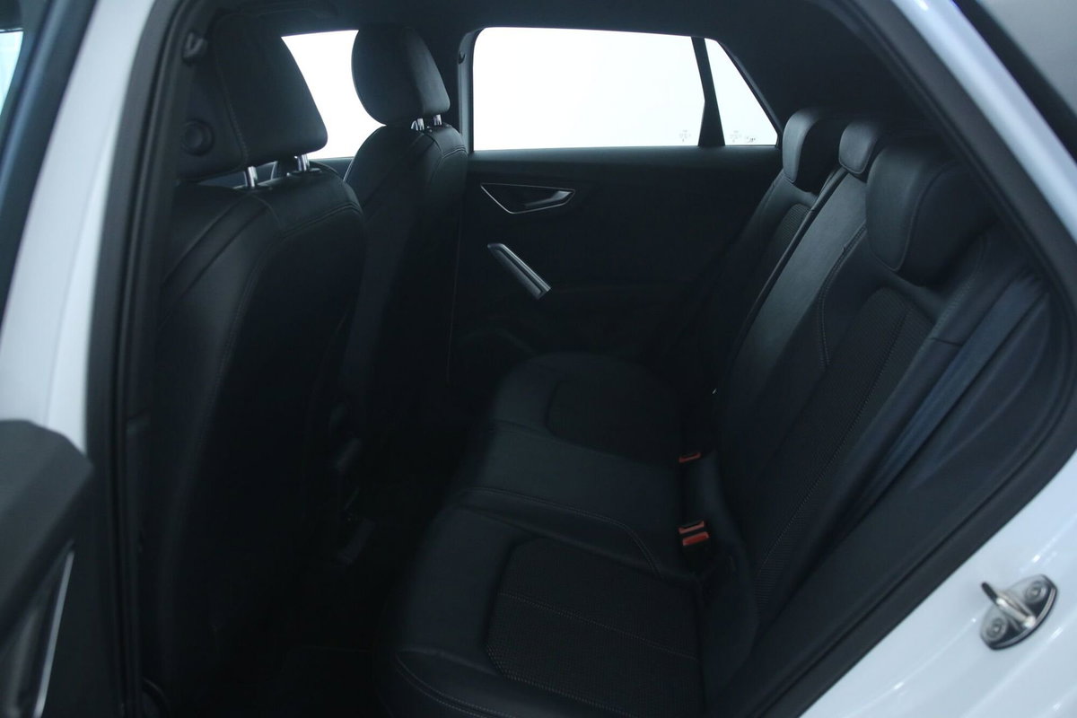Audi Q2 Q2 35 TDI S tronic S line Edition (8)
