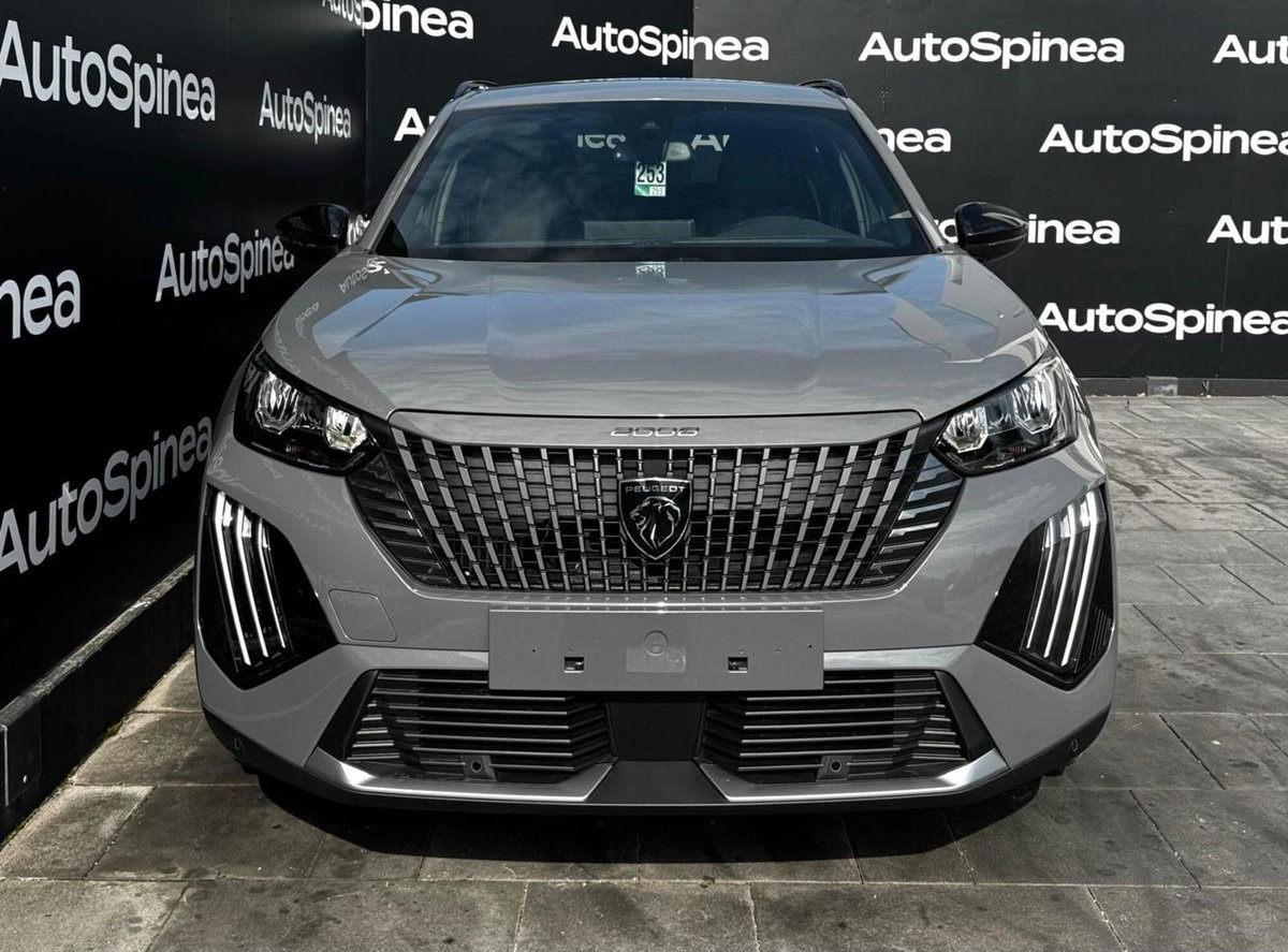 Peugeot 2008 1.2 turbo Allure 100cv (2)