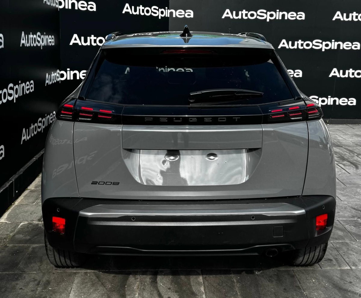 Peugeot 2008 1.2 turbo Allure 100cv (5)