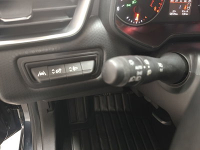 Renault Clio 1.0 tce Techno 90cv (6)