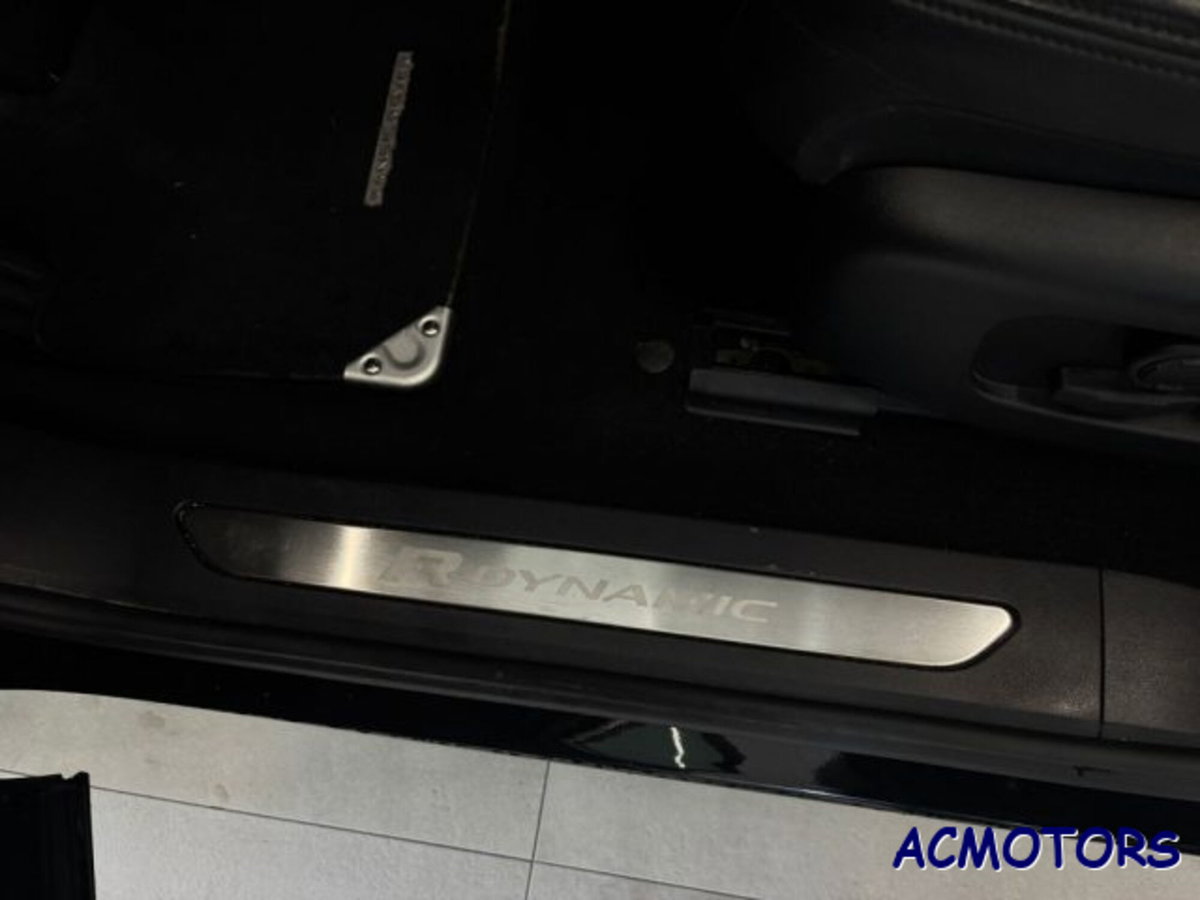 Land Rover Range Rover Evoque 2.0D I4 204 CV AWD Auto R-Dynamic (6)