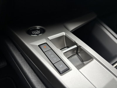 Peugeot 308 1.2 hybrid Allure 145cv e-dcs 6 (16)