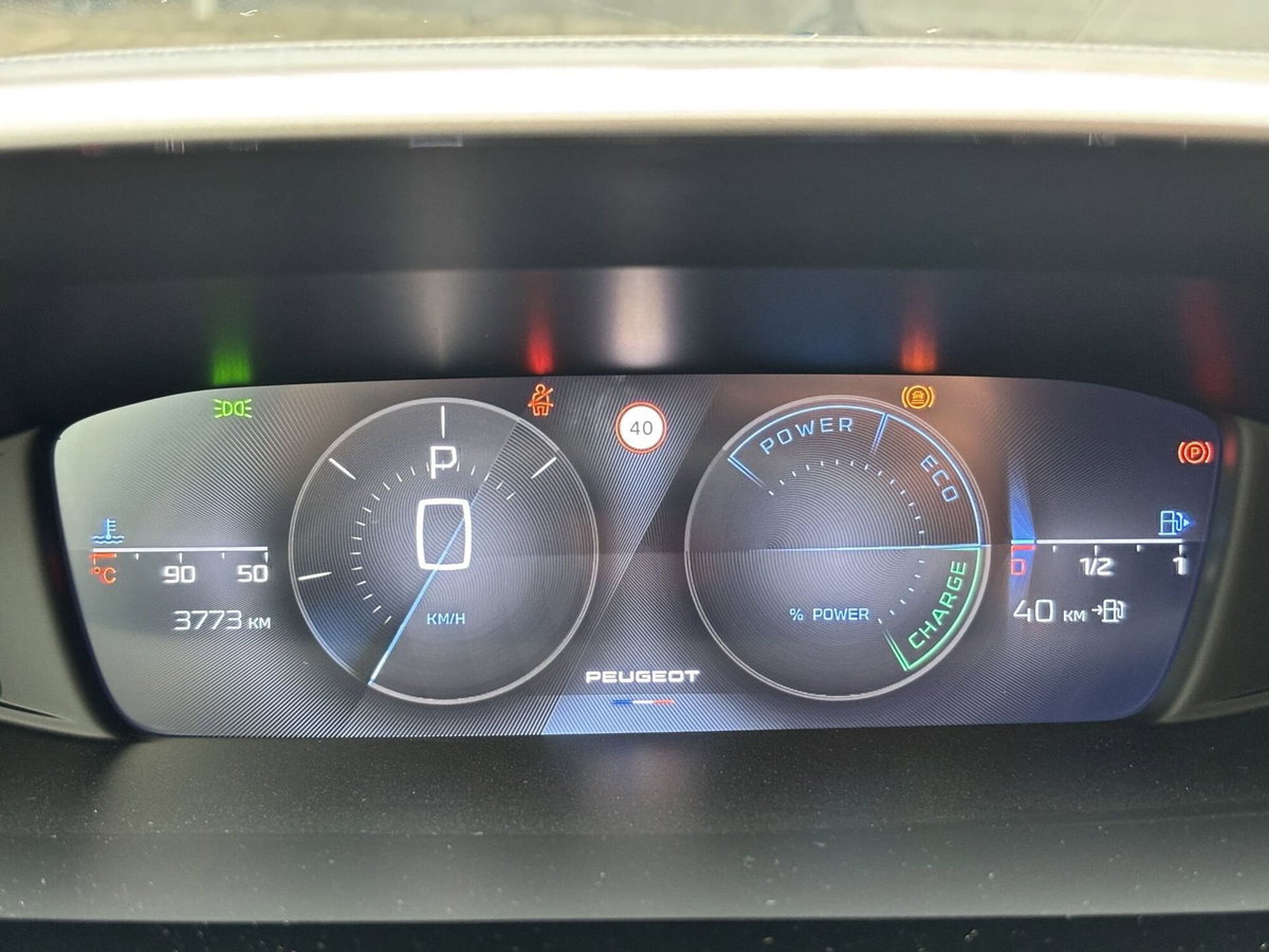 Peugeot 308 1.2 hybrid Allure 145cv e-dcs 6 (18)
