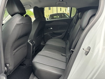Peugeot 308 1.2 hybrid Allure 145cv e-dcs 6 (8)