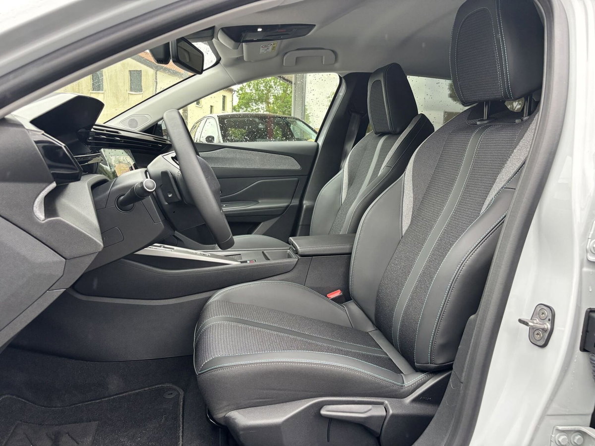 Peugeot 308 1.2 hybrid Allure 145cv e-dcs 6 (9)