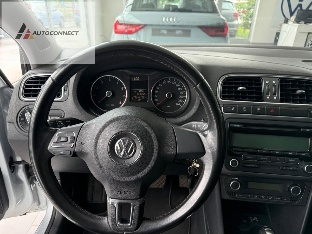 Volkswagen Polo 1.2 TSI DSG 5 porte Highline (8)