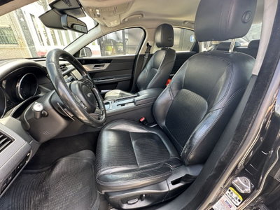 Jaguar XF 2.0 D 180 CV Portfolio (11)